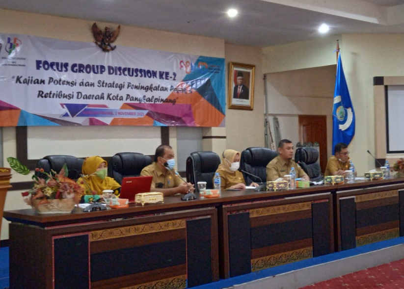 Sekda Apresiasi Bappeda Buka FGD Kajian Potensi dan Strategi Peningkatan Pajak dan Retribusi